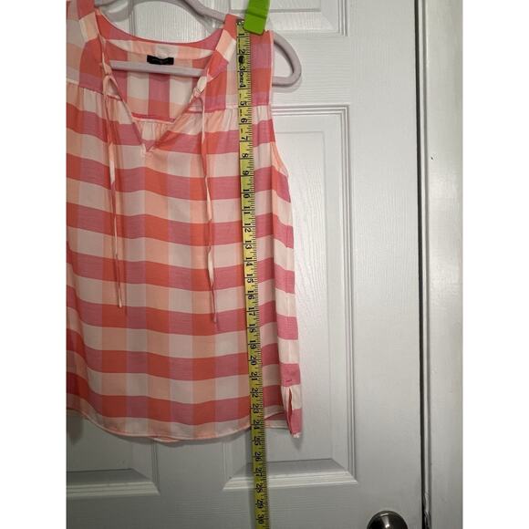 Ann Taylor Factory Woman’s Pink And White Checked Plaid Sleeveless Blouse Small - Picture 5 of 7